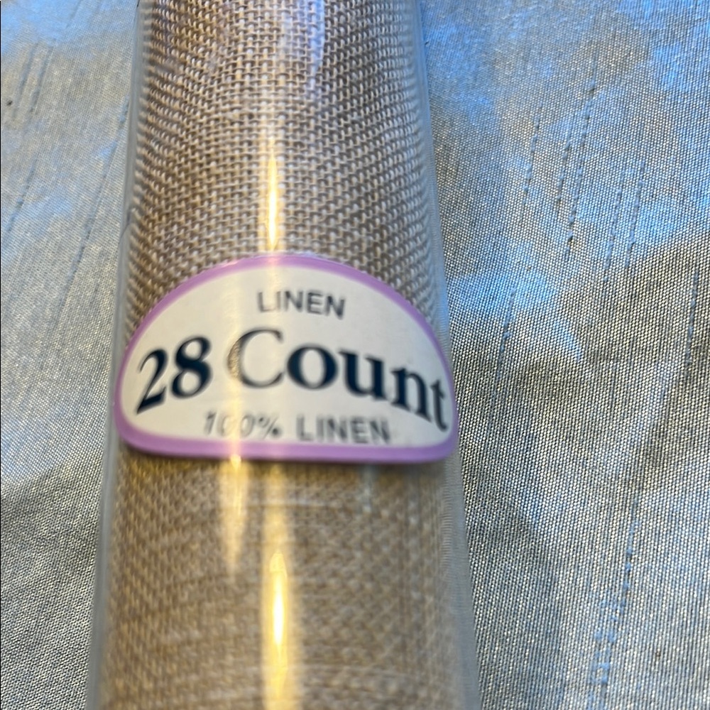 Charles Craft Quality 28 Count 100% Linen Cross Stitch Fabric Roll 15” x 18” - Picture 4 of 5